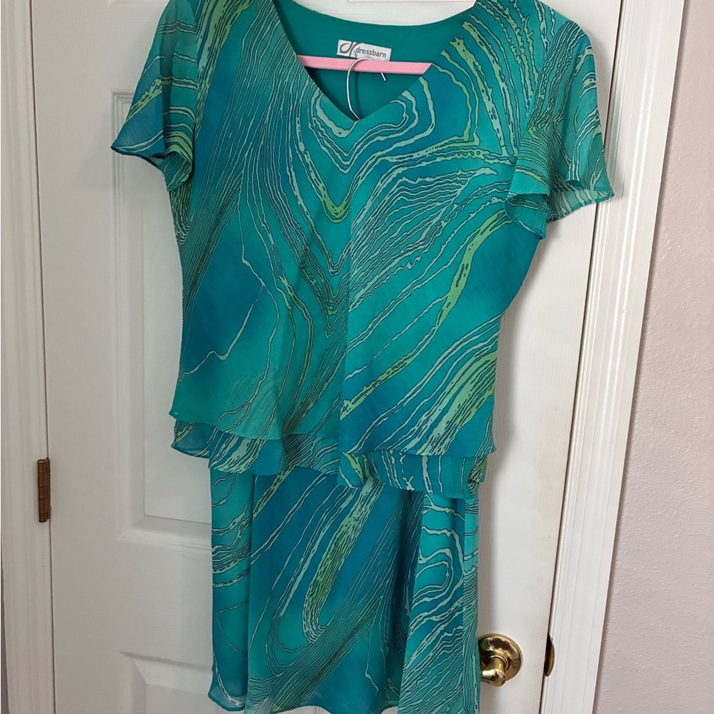 Dress Barn 2 piece Green and Blue layered and lined skirt and top. Size 12